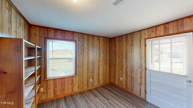 929 Campbell Drive, Sneedville, TN 37869