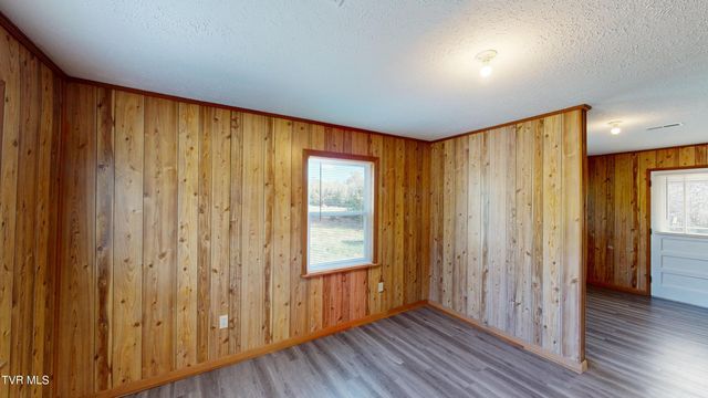 929 Campbell Drive, Sneedville, TN 37869