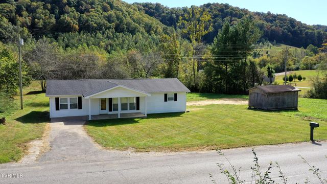 929 Campbell Drive, Sneedville, TN 37869