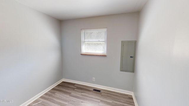 929 Campbell Drive, Sneedville, TN 37869