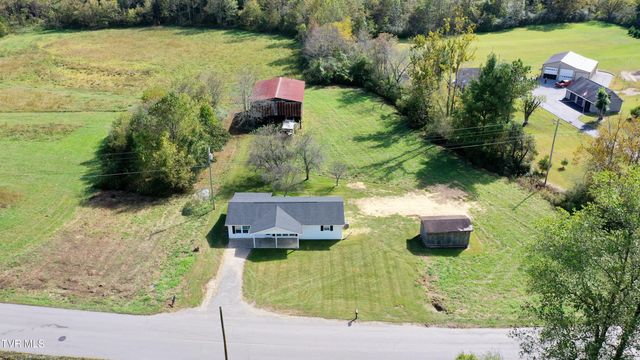 929 Campbell Drive, Sneedville, TN 37869