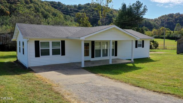 929 Campbell Drive, Sneedville, TN 37869