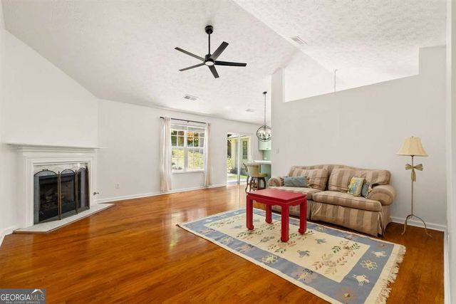 5355 Connor Miles Drive, Sugar Hill, GA 30518
