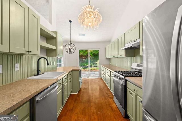 5355 Connor Miles Drive, Sugar Hill, GA 30518