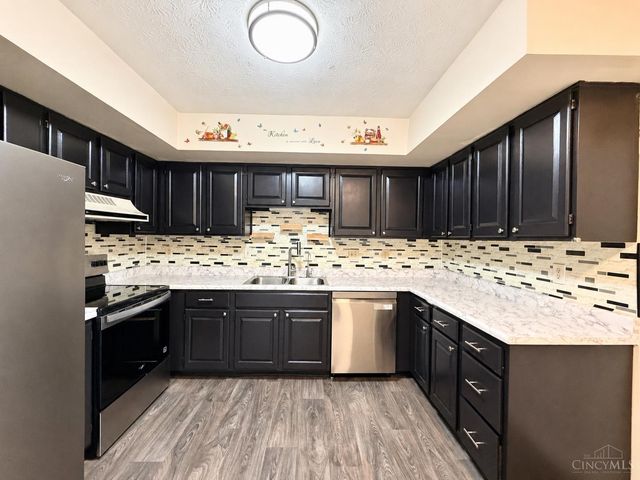 10875 Fallsington Court, Blue Ash, OH 45242