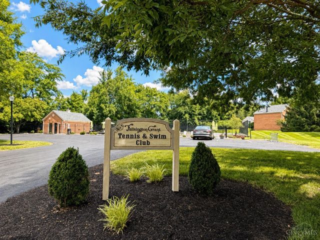 10875 Fallsington Court, Blue Ash, OH 45242