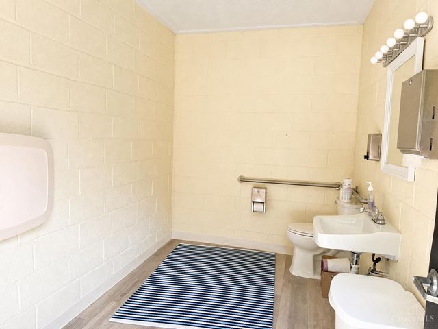 10875 Fallsington Court, Blue Ash, OH 45242