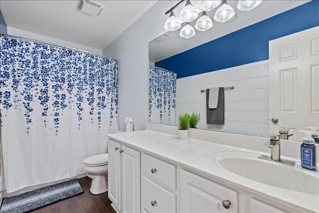 630 Polaris STREET, West Bend, WI 53095