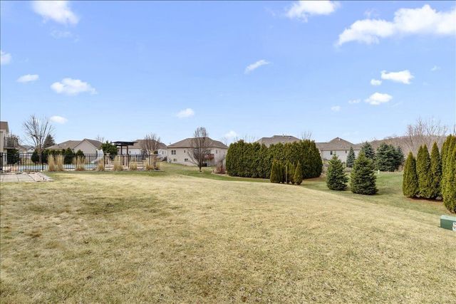 630 Polaris STREET, West Bend, WI 53095