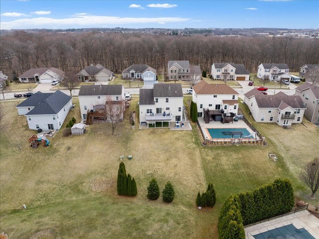630 Polaris STREET, West Bend, WI 53095