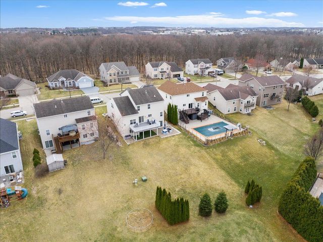 630 Polaris STREET, West Bend, WI 53095