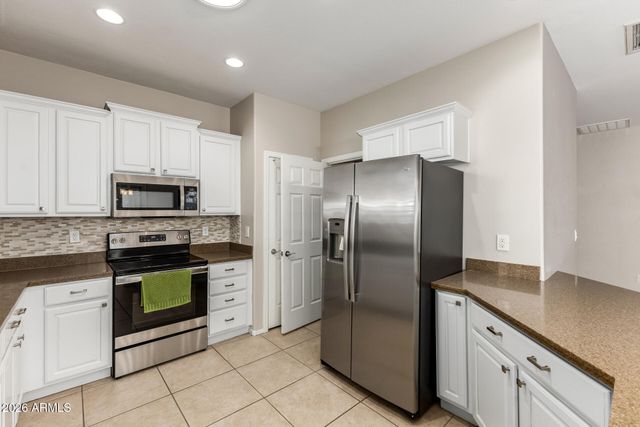 2102 E YELLOWSTONE Place, Chandler, AZ 85249