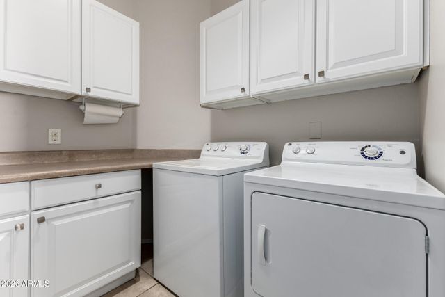 2102 E YELLOWSTONE Place, Chandler, AZ 85249