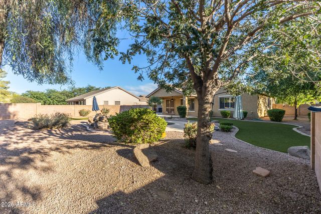 2102 E YELLOWSTONE Place, Chandler, AZ 85249