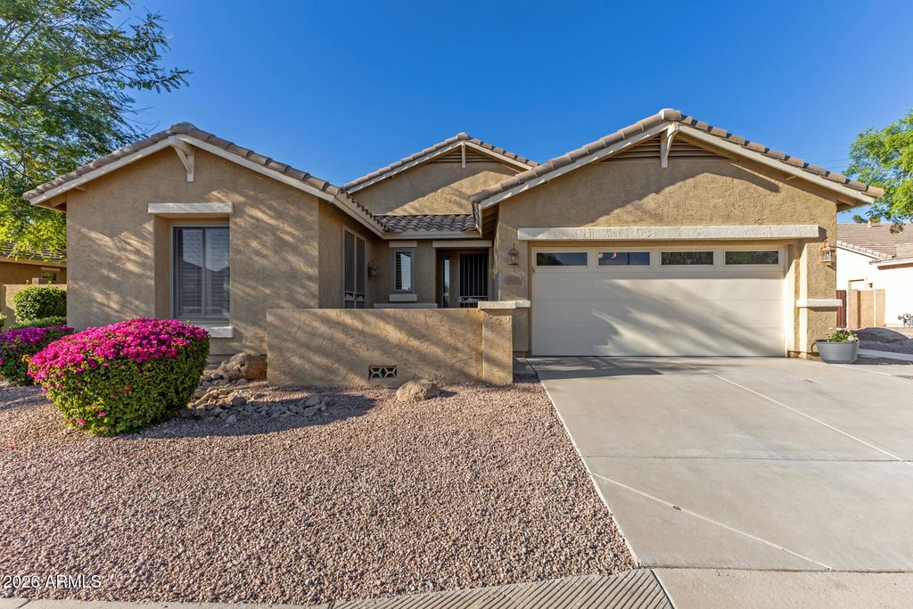 2102 E YELLOWSTONE Place, Chandler, AZ 85249
