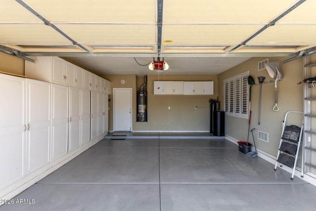 Image 22 of property listing at 2102 E YELLOWSTONE Place, Chandler, AZ 85249