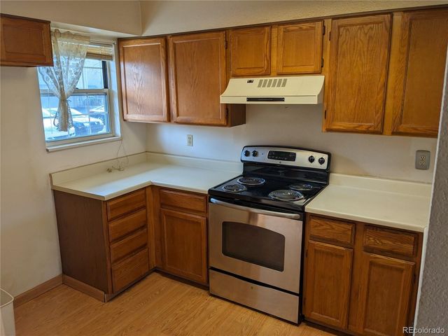 11149 W 17th Avenue 104, Lakewood, CO 80215