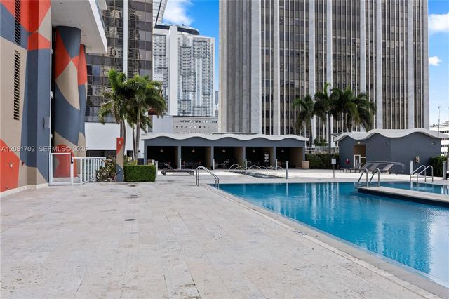 50 Biscayne Boulevard 4706, Miami, FL 33132
