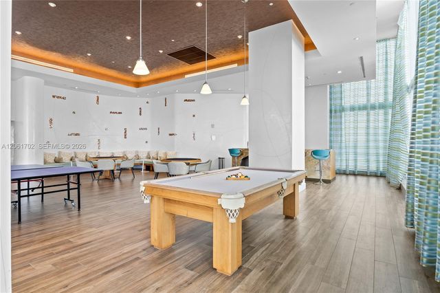 50 Biscayne Boulevard 4706, Miami, FL 33132