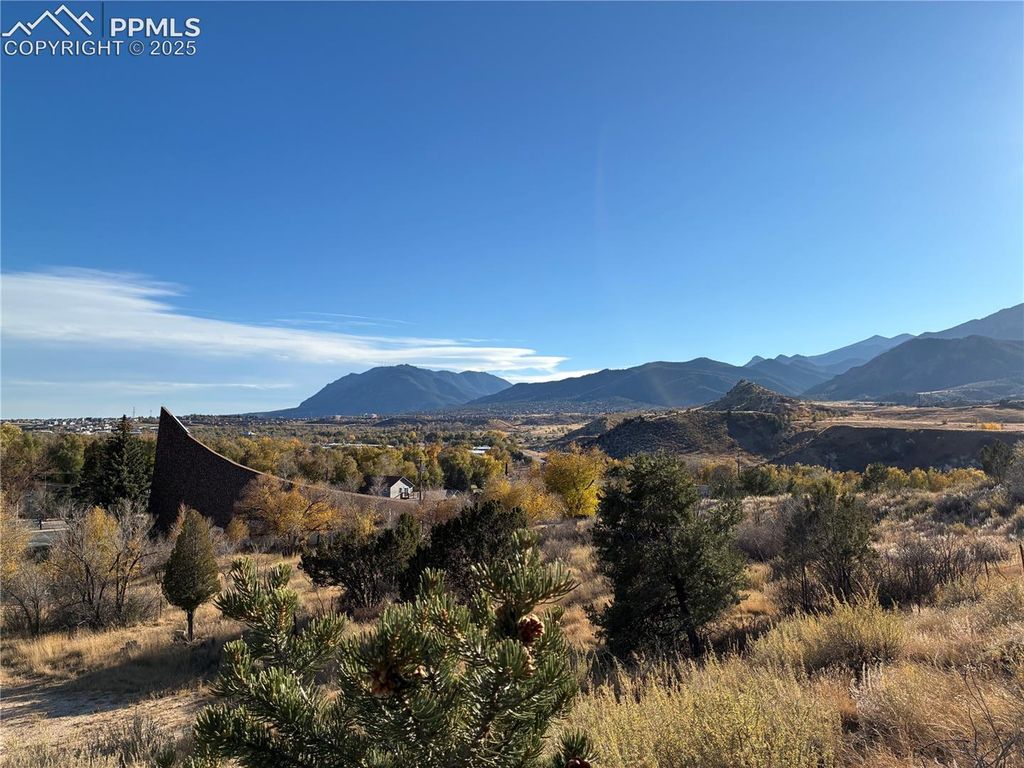 140 Echo Lane, Colorado Springs, CO 80904 — photo 2