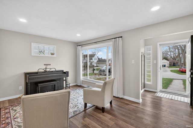 60124 Saint Joseph Street, South Bend, IN 46614