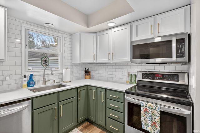 60124 Saint Joseph Street, South Bend, IN 46614