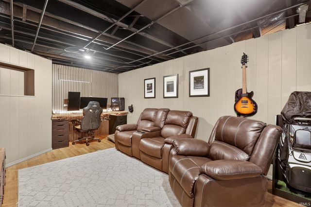 60124 Saint Joseph Street, South Bend, IN 46614