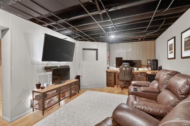 60124 Saint Joseph Street, South Bend, IN 46614