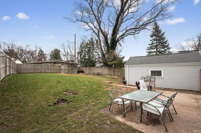 60124 Saint Joseph Street, South Bend, IN 46614