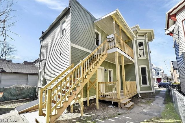 3401 Clinton Avenue, Cleveland, OH 44113
