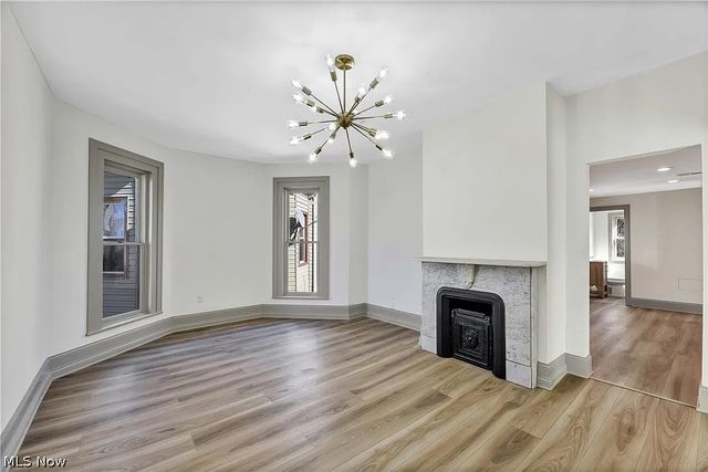 3401 Clinton Avenue, Cleveland, OH 44113