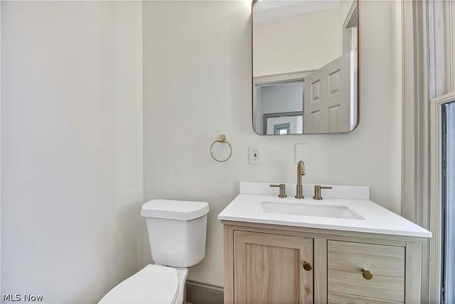 3401 Clinton Avenue, Cleveland, OH 44113