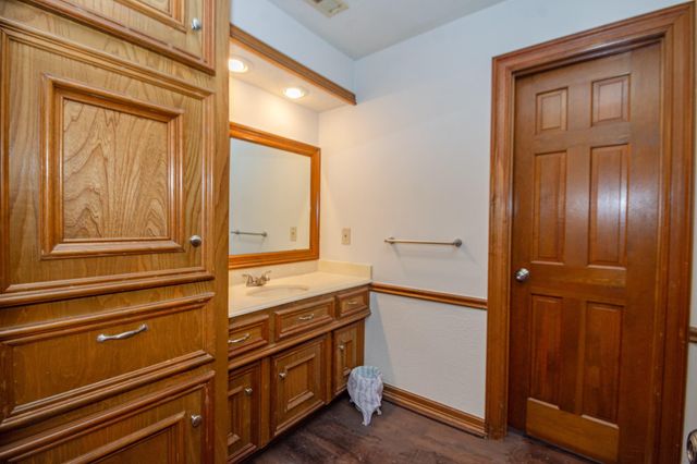 6738 Apple Valley Lane, Houston, TX 77069