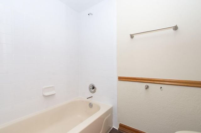 6738 Apple Valley Lane, Houston, TX 77069