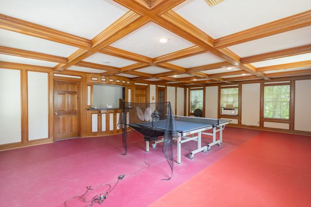 6738 Apple Valley Lane, Houston, TX 77069