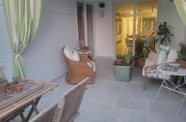 5880 Collins Ave 302, Miami Beach, FL 33140