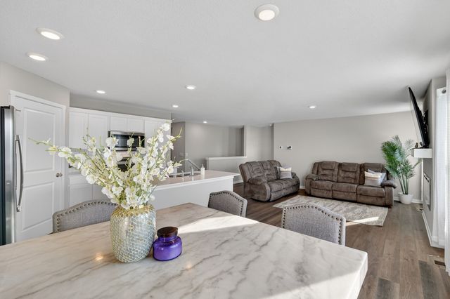 1004 Dee Street SE, Bondurant, IA 50035