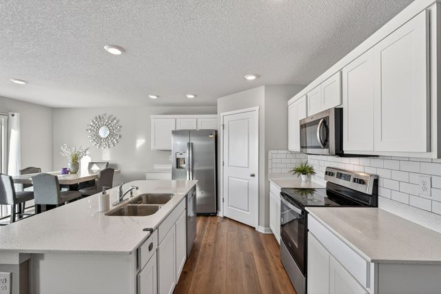 1004 Dee Street SE, Bondurant, IA 50035