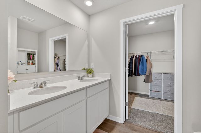 1004 Dee Street SE, Bondurant, IA 50035