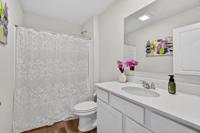 1004 Dee Street SE, Bondurant, IA 50035