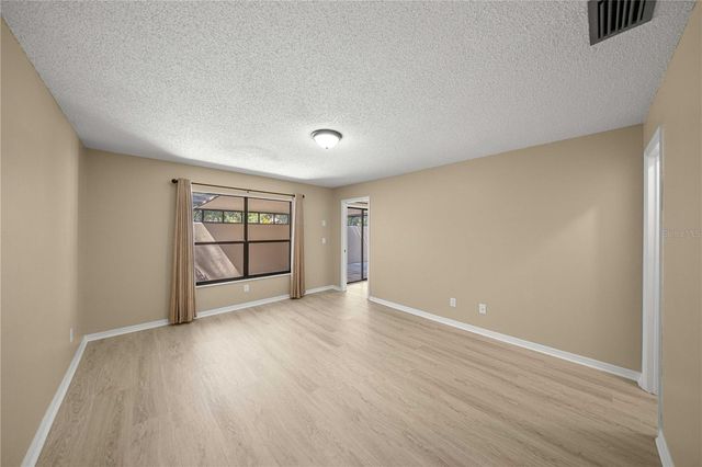 3856 NE 19TH STREET CIRCLE, Ocala, FL 34470