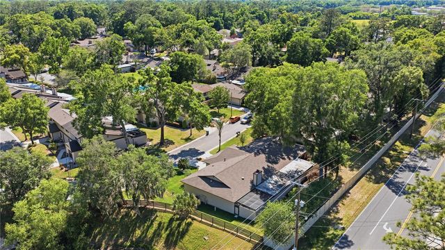3856 NE 19TH STREET CIRCLE, Ocala, FL 34470