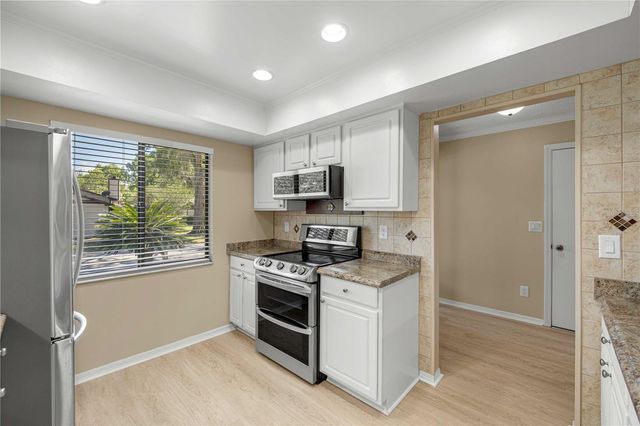 3856 NE 19TH STREET CIRCLE, Ocala, FL 34470