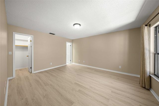 3856 NE 19TH STREET CIRCLE, Ocala, FL 34470