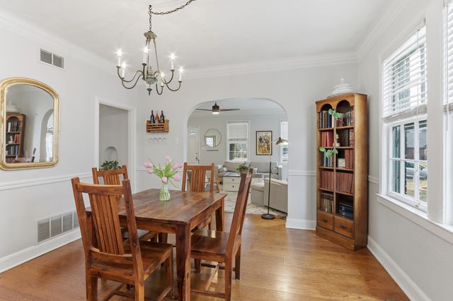 880 N MCLEAN BLVD, Memphis, TN 38107