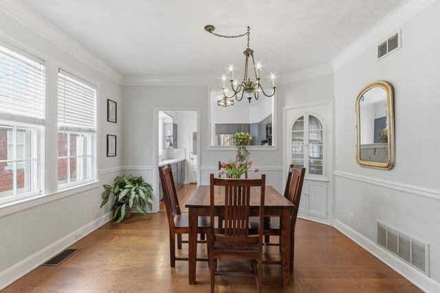 880 N MCLEAN BLVD, Memphis, TN 38107