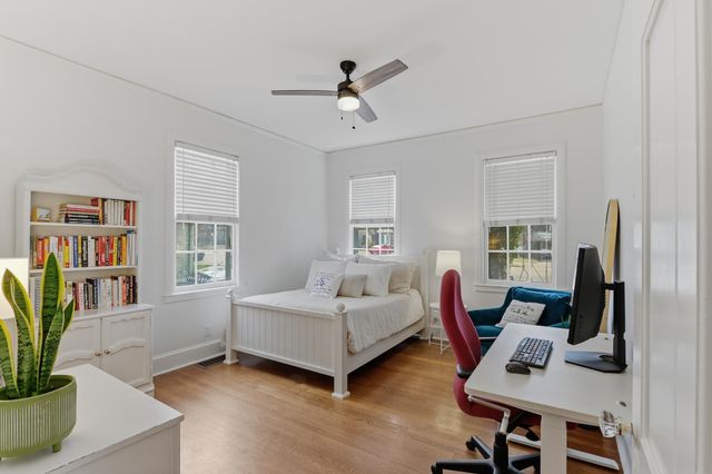 880 N MCLEAN BLVD, Memphis, TN 38107