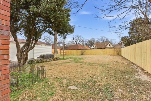 880 N MCLEAN BLVD, Memphis, TN 38107