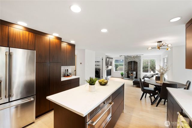 22314 SE 290th Street, Black Diamond, WA 98010