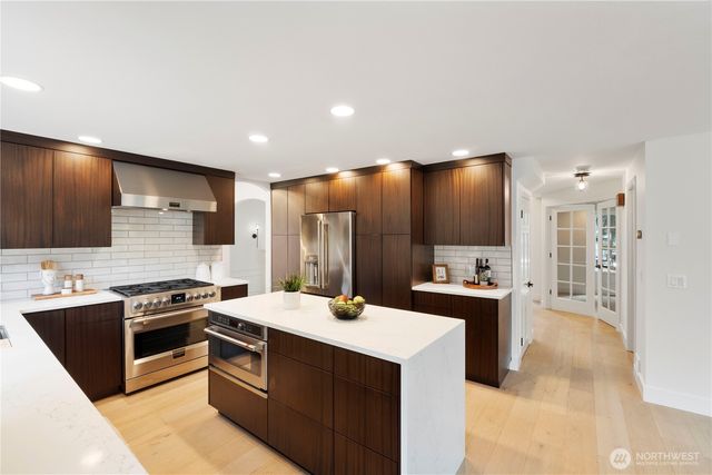 22314 SE 290th Street, Black Diamond, WA 98010